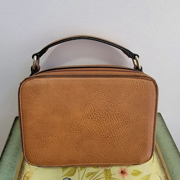 Faux Leather Camel Brown Camera Style Crossbody - Picture 6 of 6